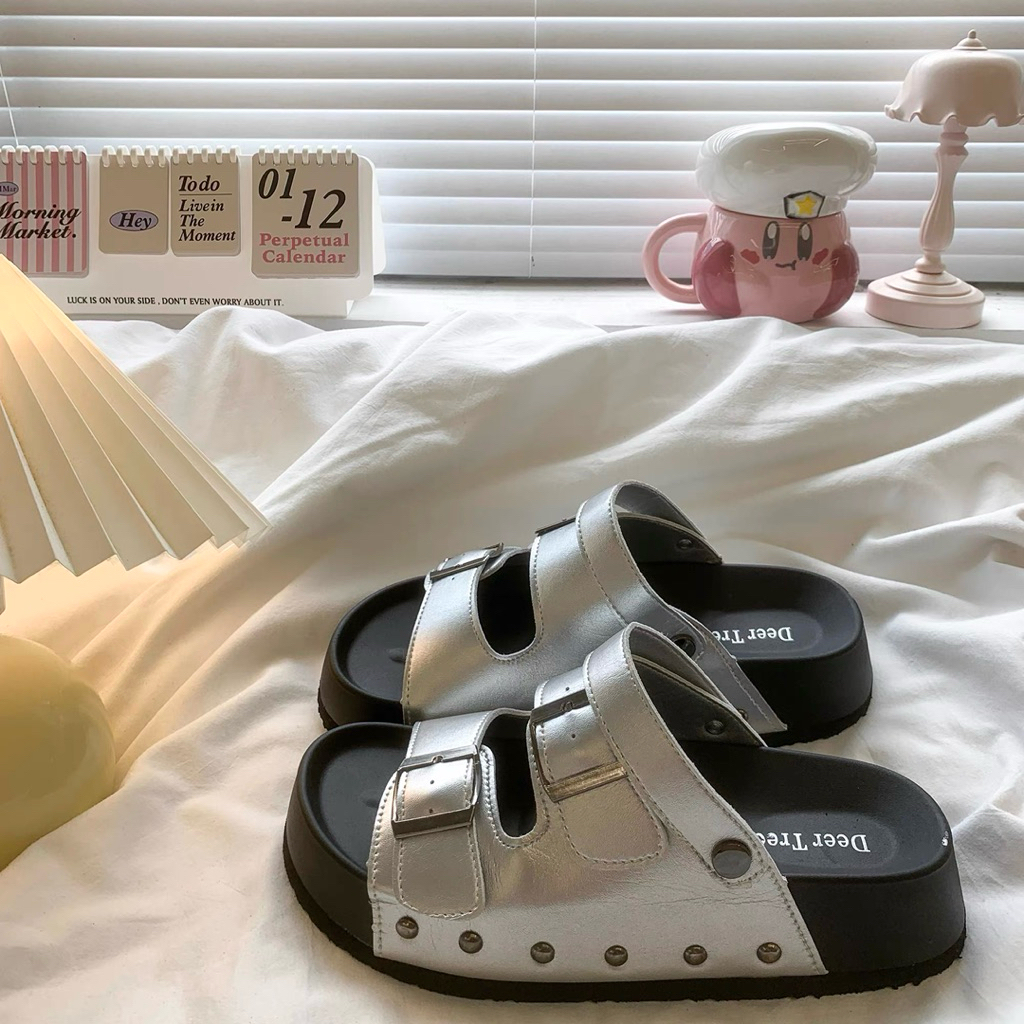 Dép Sandal Quai Hậu Nữ Đế Cao 4-5cm 2 Khuy Tán Đinh Mới | BigBuy360 - bigbuy360.vn