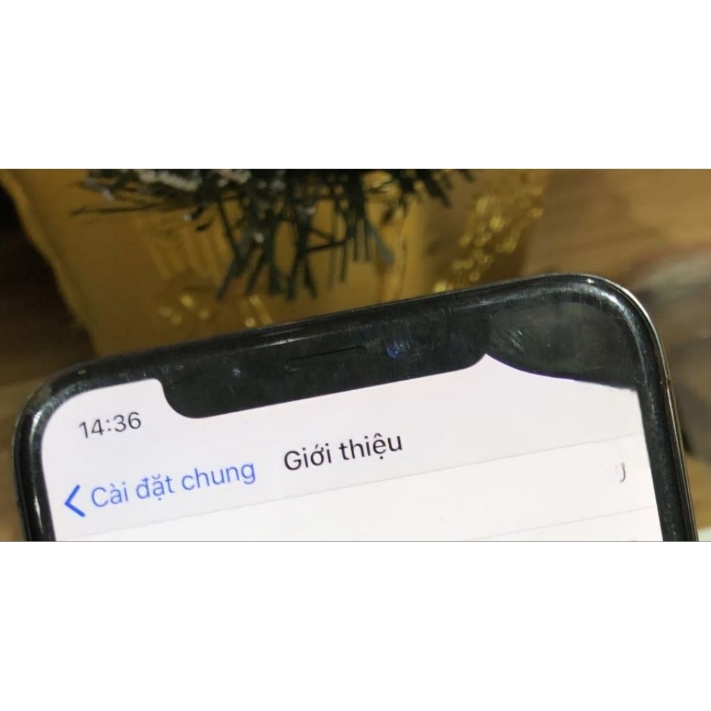 Màn hình tương thích Táo ip11prm zin hãng bóc máy (bị chảy mực xài bình thường ko lan)