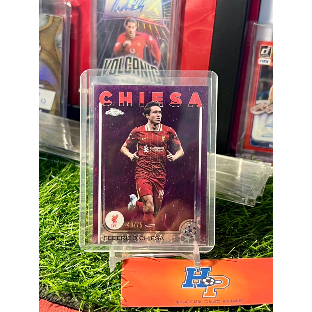 Thẻ bóng đá Federico Chiesa /75 Topps Chrome UCL 2024/25