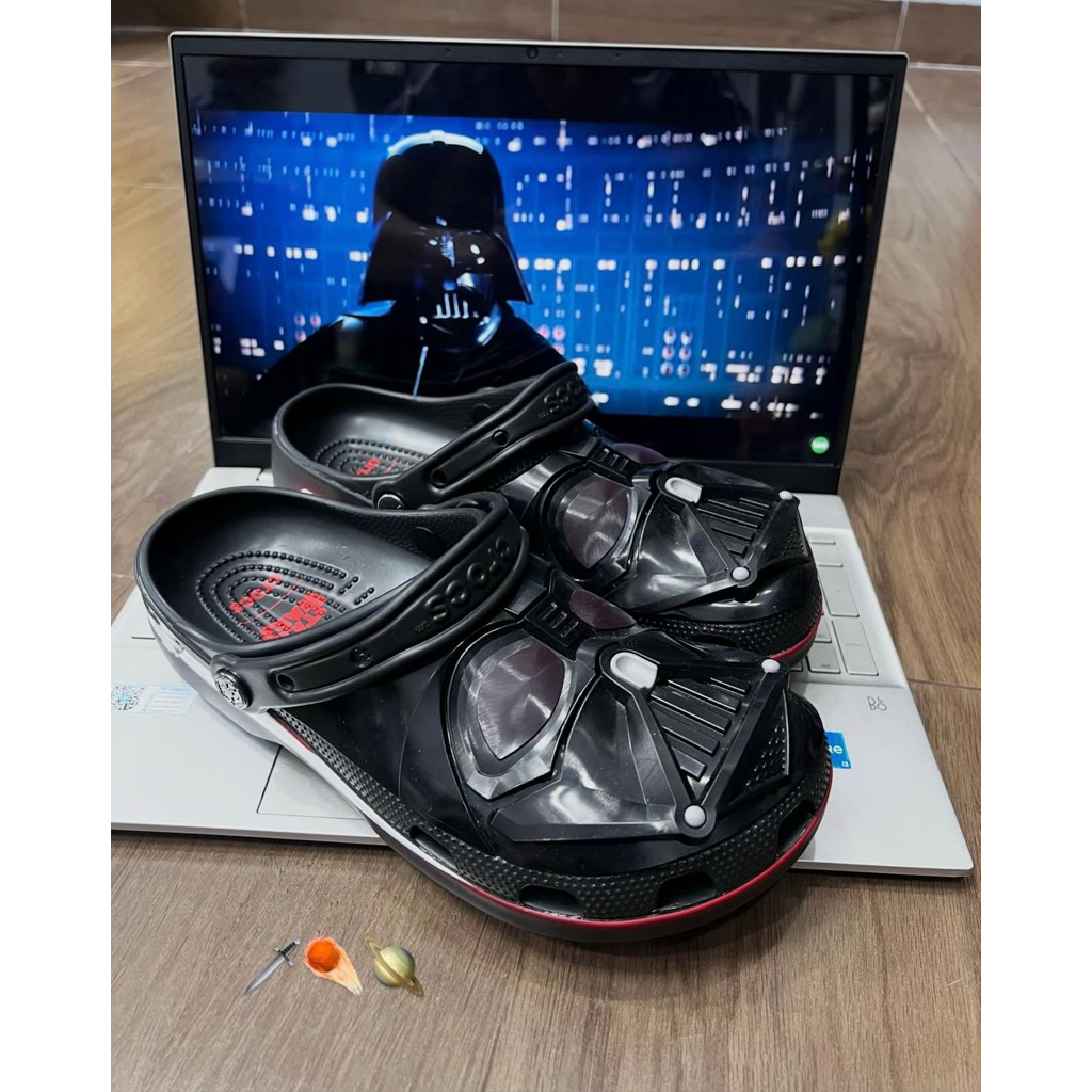 JDK Store_Dép Sục Unisex Star Wars Màu Đen