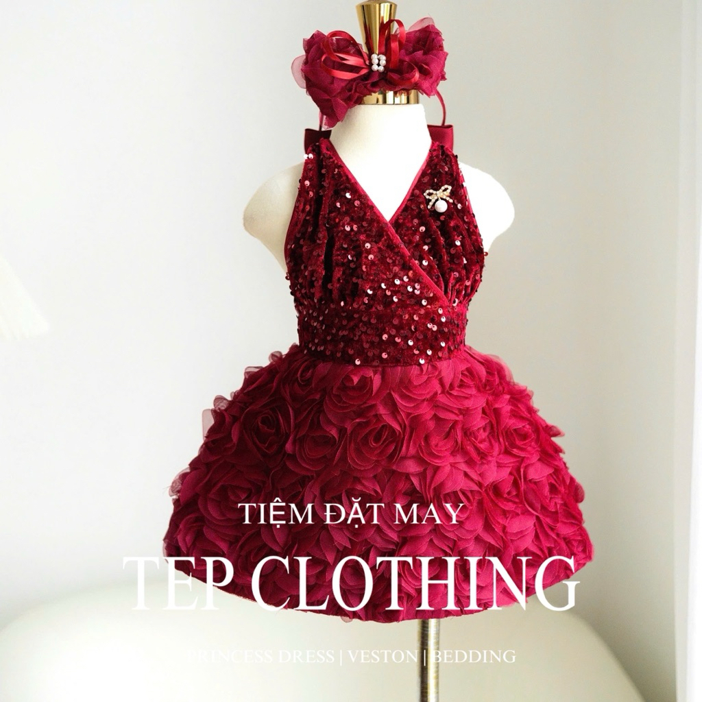 𝐂𝐇𝐎𝐔 Đầm Cổ Yếm Chân Váy Hoa Nổi By Tep Clothing