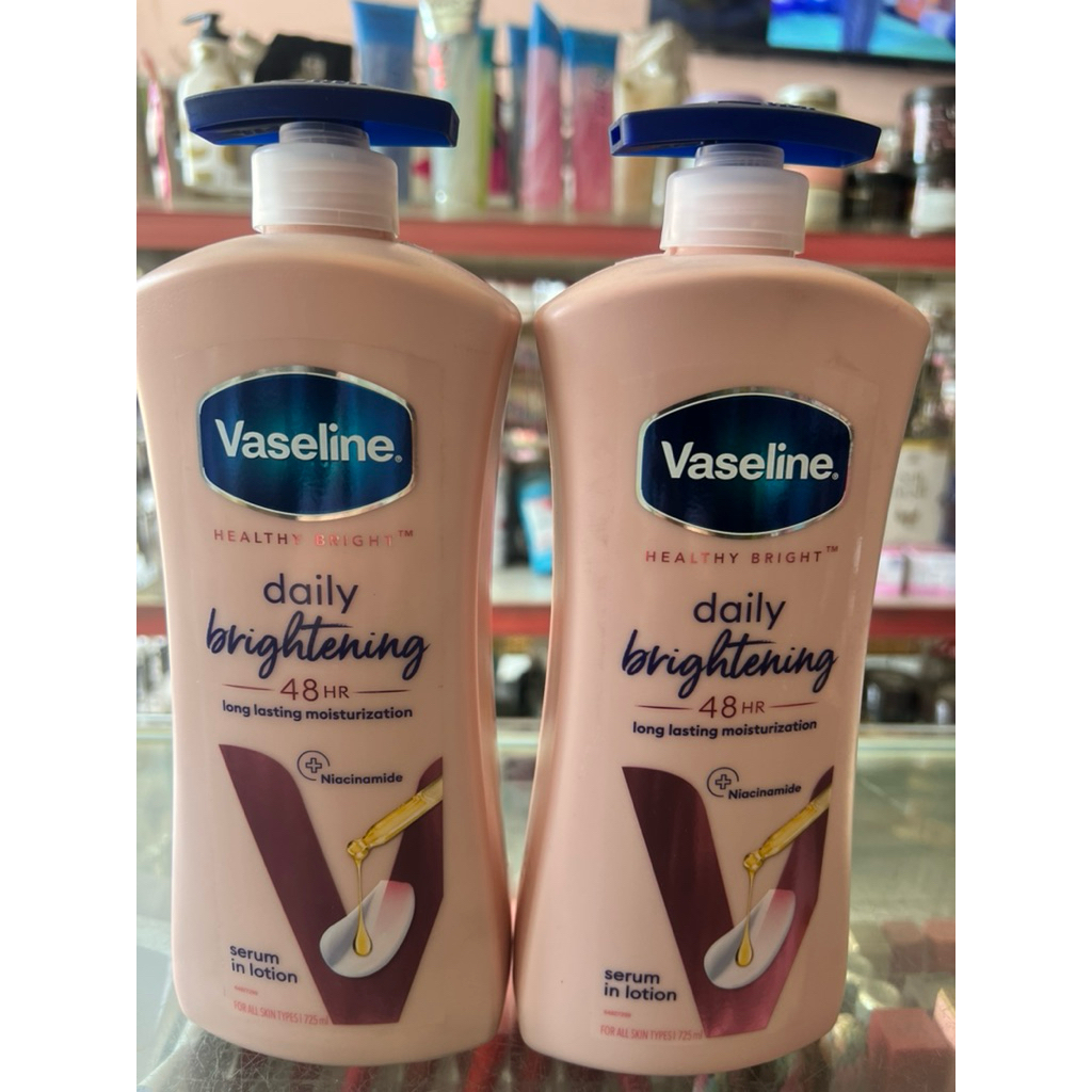 DƯỠNG THỂ TRẮNG DA VASELINE (725 ML )