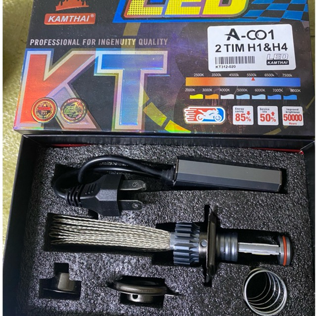 bóng led 2 tim kamthai chân h4