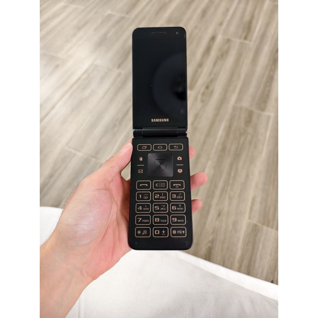Samsung Galaxy Folder 2 Đen 2 sim 2019 96%