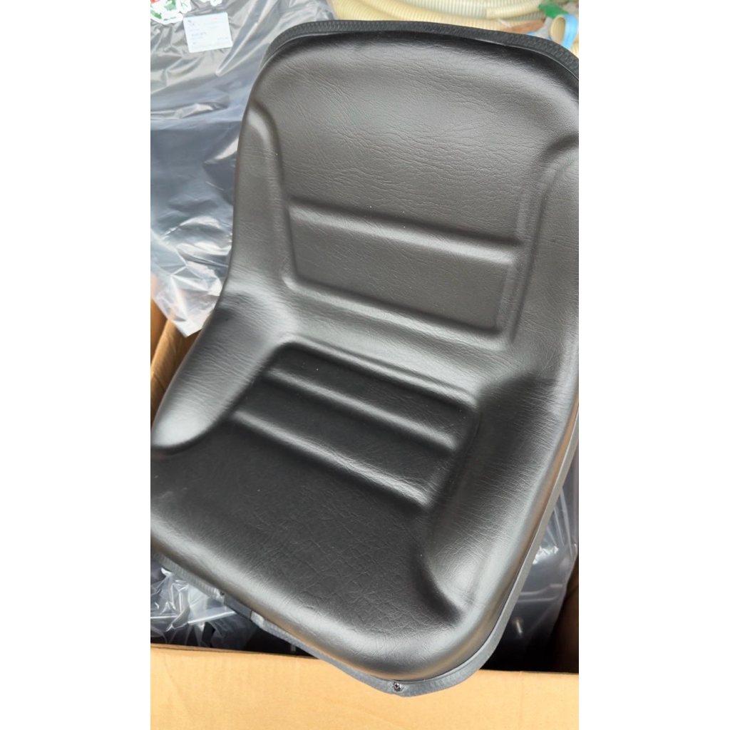 Yên Ghế Da Kubota, Isseki M6040, DC70, DC105