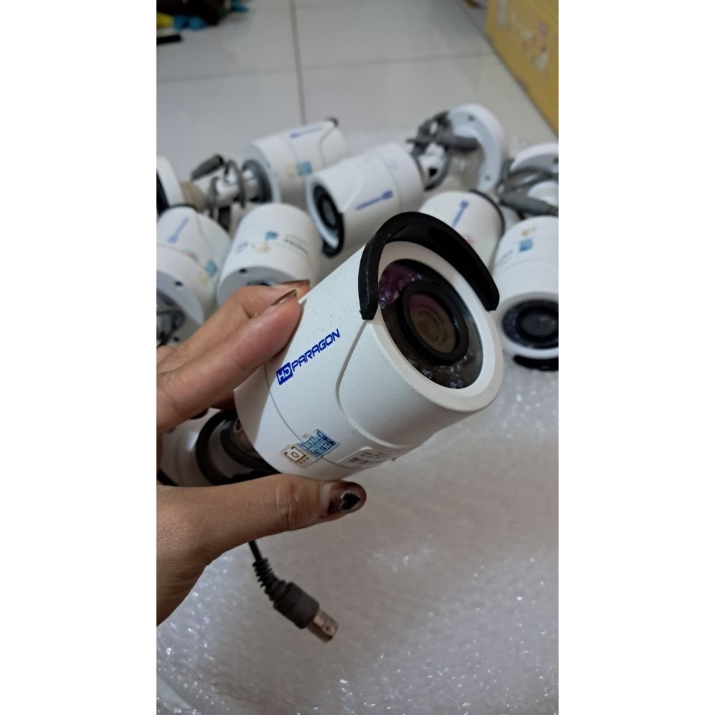 Camera Analog cũ.Camera Analog HDPARAGON 1.0mp thân lắp ngoài trời dùng cho đầu ghi.