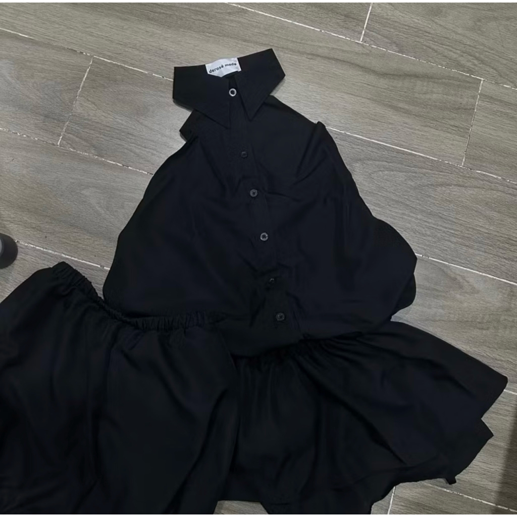 Áo Yếm Có Cổ Hở Lưng brand Derose Saigon ( Chỉ Có Áo )