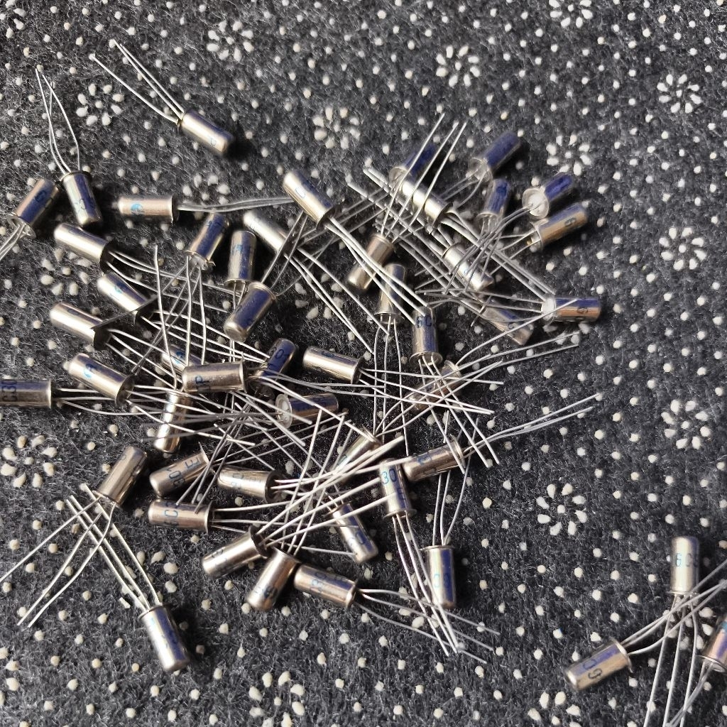 Vintage Transistor Germanium GC301 ( RFT)