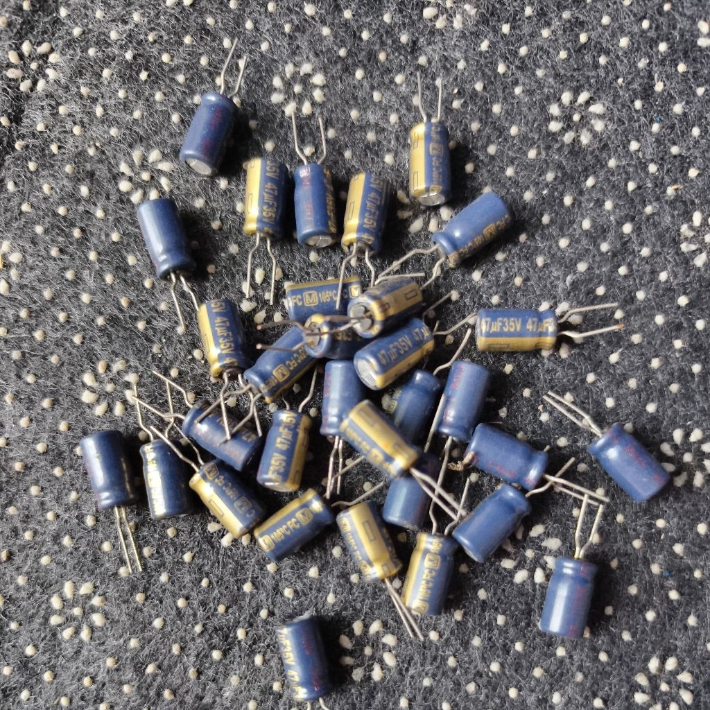 Tụ Panasonic FC 47uf 35v