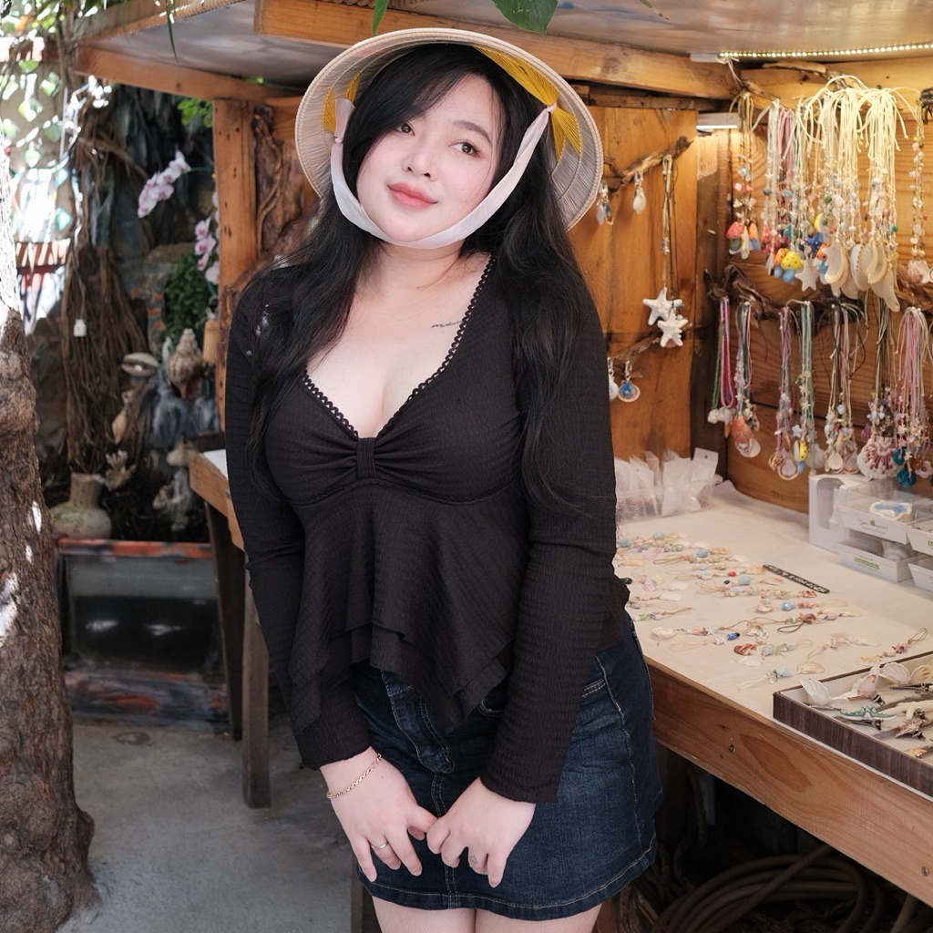 LASSIE BIGSIZE| Áo thun cổ tim dằm khăm che bụng tốt 65-85kg| YUKI TOP