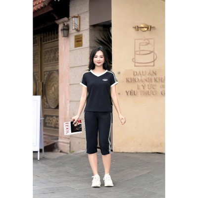 Bộ thể thao nữ năng động áo cộc quần ngố cotton co dãn tốt SUNFLY SS5821