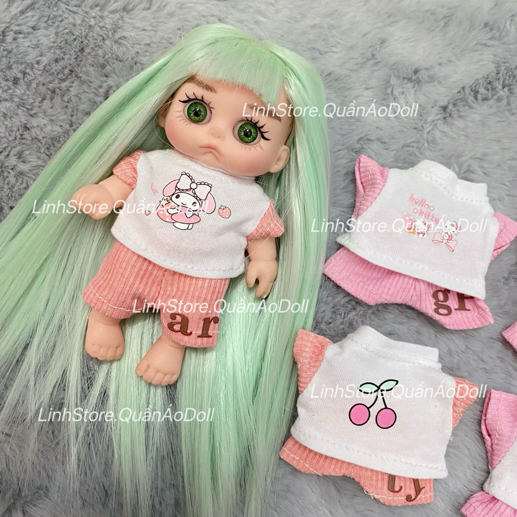 [Quần áo búp bê] BỘ MẶC NHÀ KITTY BÉ GÁI DOLL 5IN
