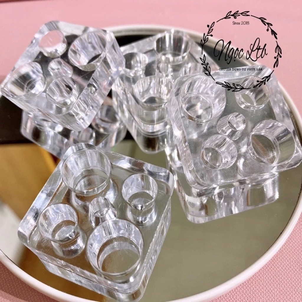 Đế mica 4 lỗ đựng mực phun xăm