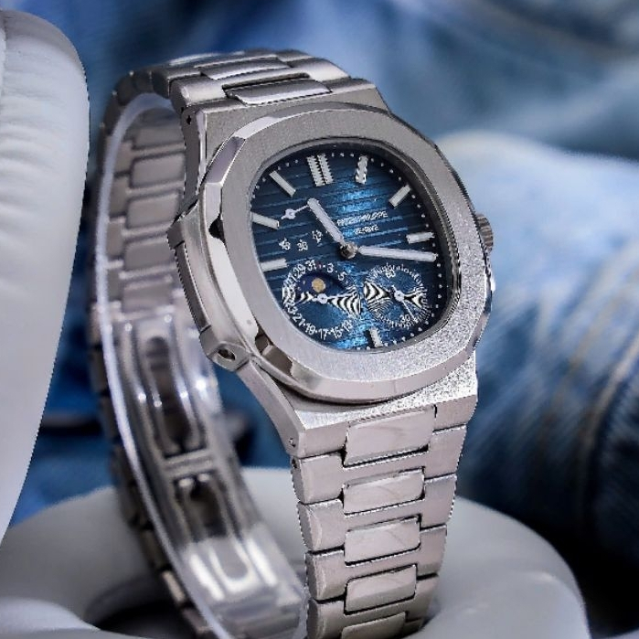 Đồng Hồ Nam PATEK PHILIPPE 𝐍𝐚𝐮𝐭𝐢𝐥𝐮𝐬 𝟓𝟕𝟏𝟐𝐑, 𝟱𝟳𝟮𝟰𝗚-𝟬𝟬𝟭𝐁𝐚𝐠𝐮𝐞𝐭𝐭𝐞 - Automatic