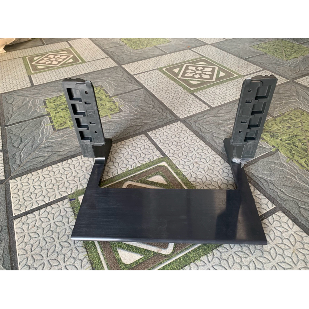 chân tivi samsung du8500 55 inch