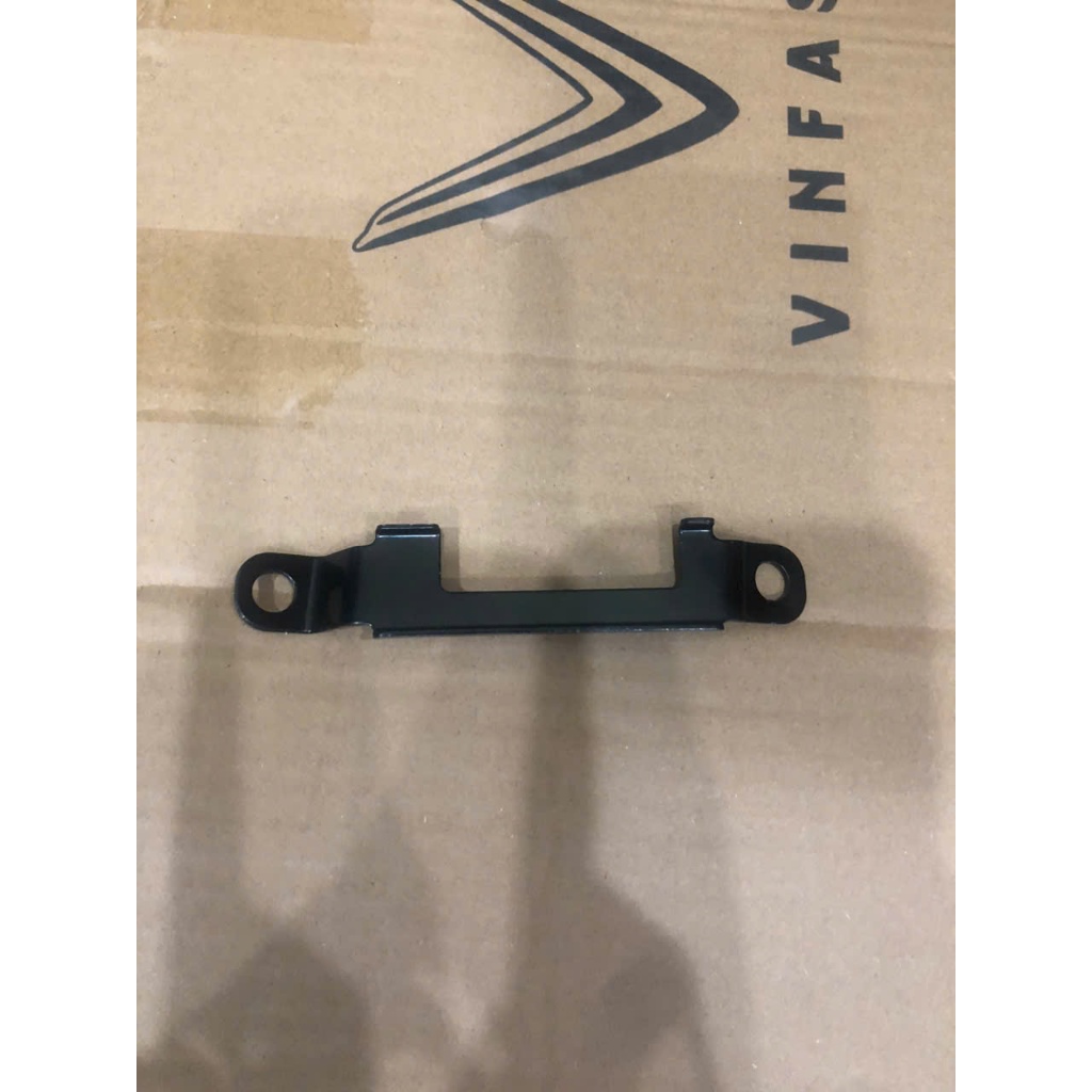 TẤM ĐỠ BẢN LÈ MÀU ĐEN FELIZ S - VINFAST