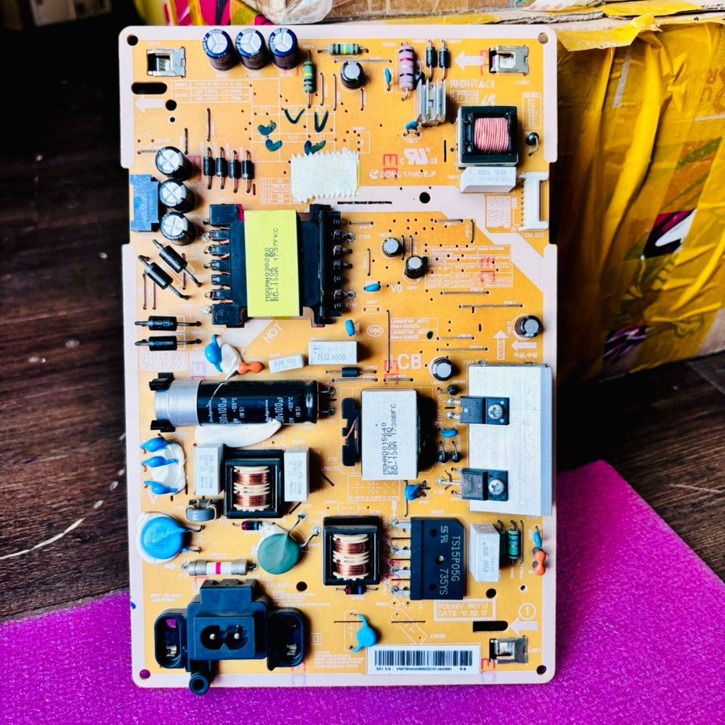 Bo nguồn Tivi 43T6000, 43T6500 - hàng hãng tháo máy, bo đẹp