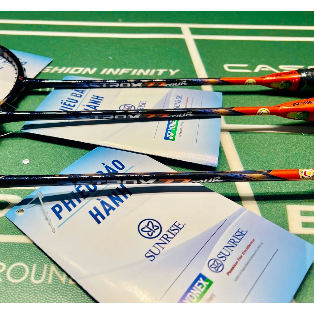 Vợt cầu lông Yonex Astrox 77 Tour chính hãng