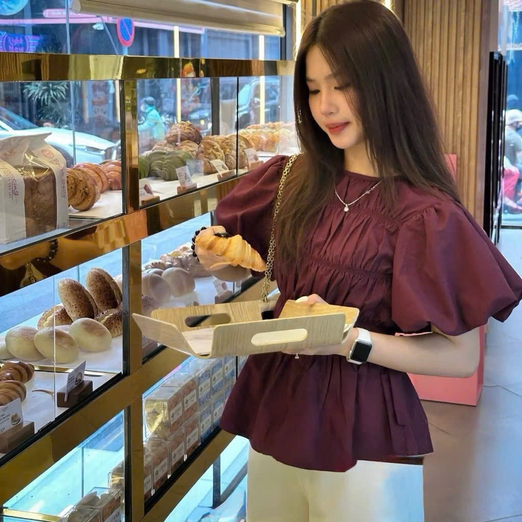 Áo sơ mi cổ tròn tay bồng nhiều nhún bèo thân áo buộc nơ eo kéo khoá sau by Cimie Closet