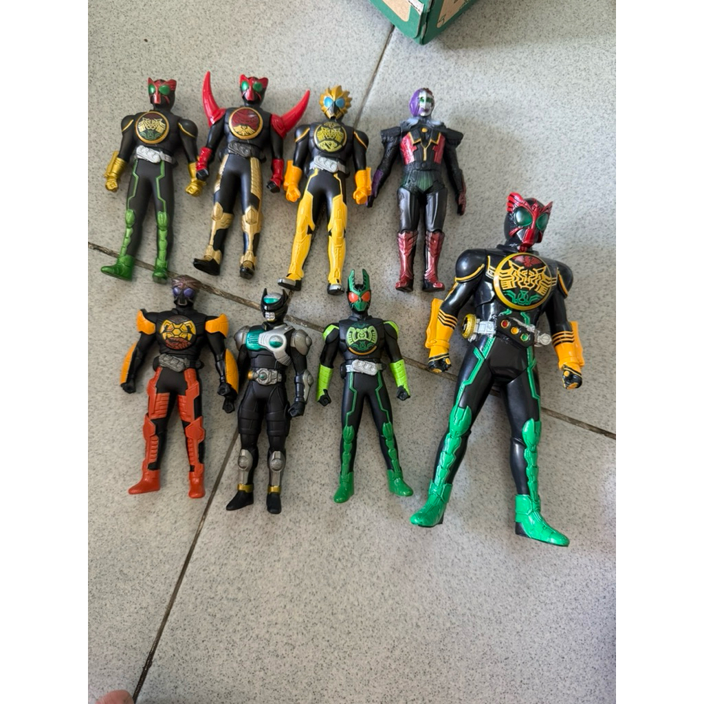 Mô hình Kamen Rider OOO - Joker - Kiva - Gaim