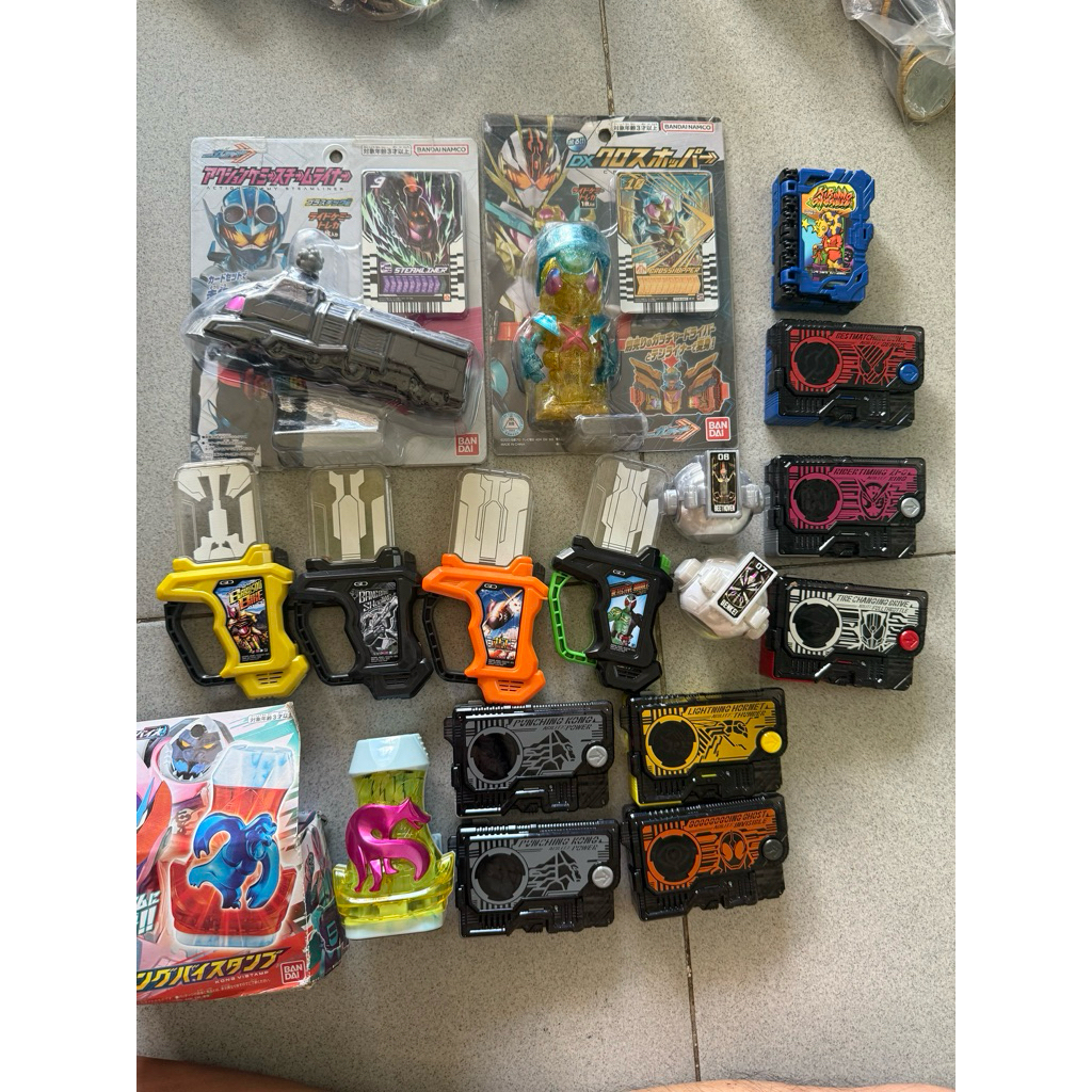 Gashat - Key Zero One - Stamp - Book Saber - All DX - Đồ chơi Kamen Rider