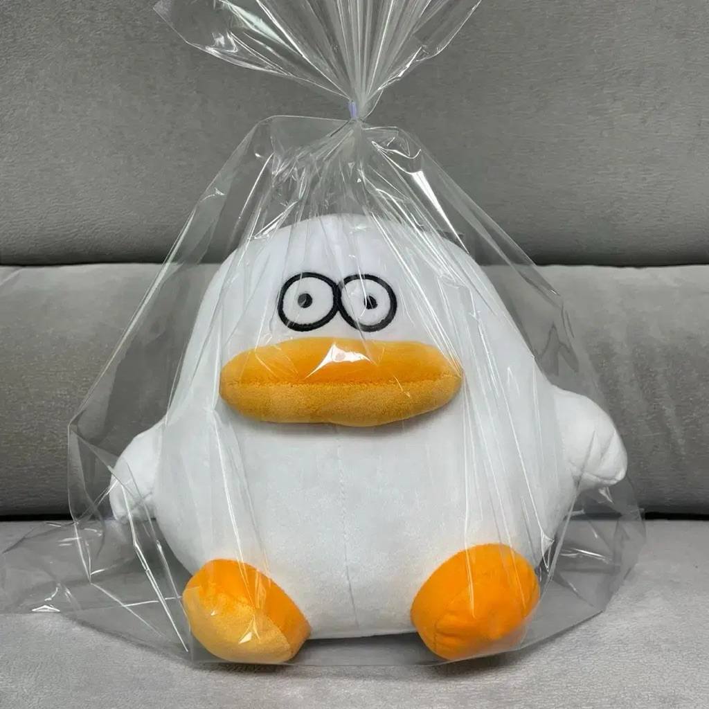 Vịt trắng mặt ngáo miniso