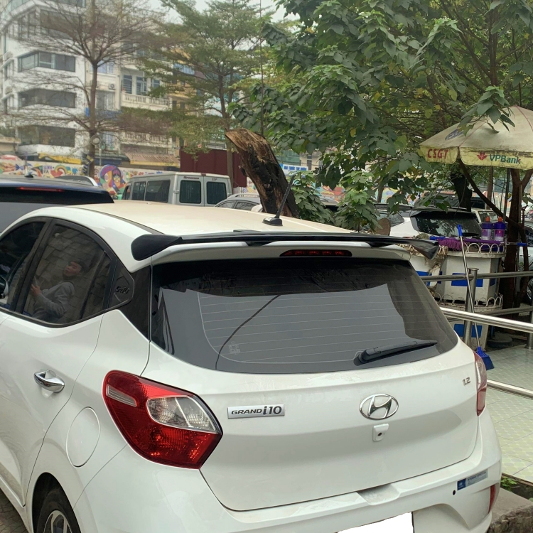 Đuôi gió Hyundai i10 Hatchback Cánh Gió Hyundai i10 Cộc Thể Thao