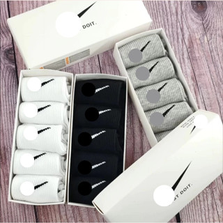 COMBO 5,10 ĐÔI Tất vớ NI.KE Trắng Đen Nam Nữ Cổ Cao ,Cổ Trung ,Cổ Ngắn vớ dệt kim phong cách Thể thao