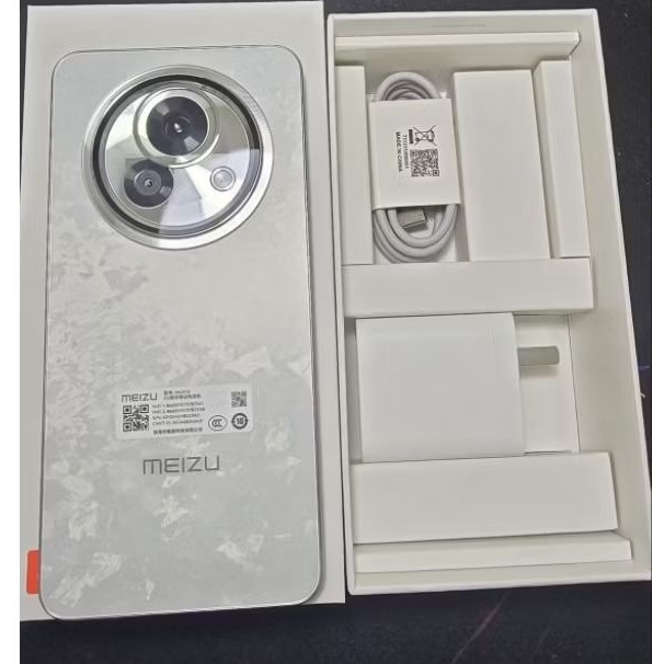 Meizu lucky 08 like new full box 12/256