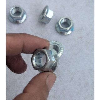 Bộ 5 con tán 12 ly dùng khóa 17 / đai ốc M12 có mũ / tán cốt bánh xe máy
