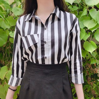Áo sơ mi nữ sọc caro oversize