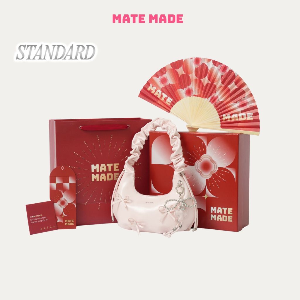 [COMBO QUÀ TẾT 2026] MATE MADE Gift Box – Túi Xách Hoa + Charm + Thiệp + Lì xì + Quạt