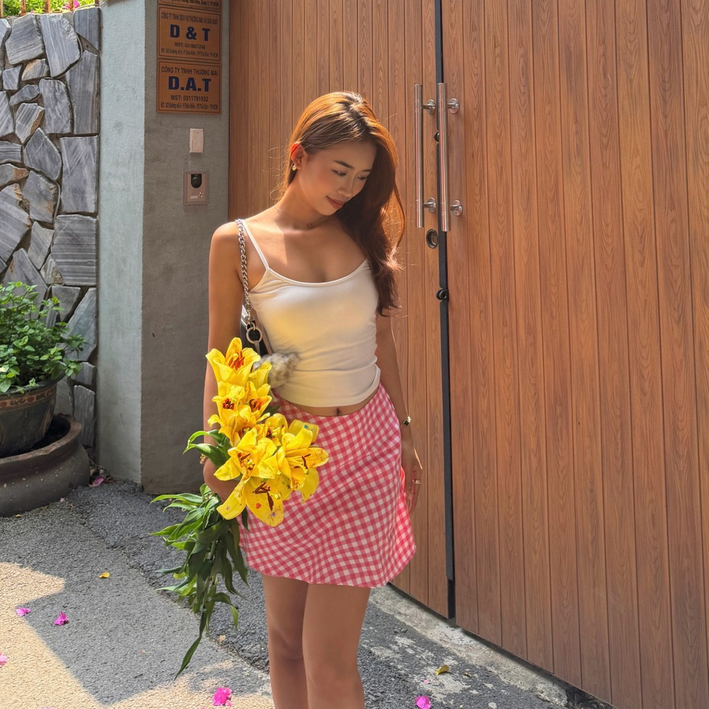 PICNIC CHECK SKIRT - Chân váy dáng lửng sọc caro | BigBuy360 - bigbuy360.vn