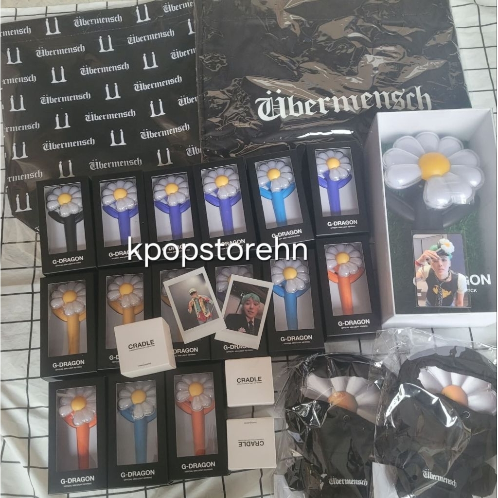 [CÓ SẴN - CHÍNH HÃNG] Lightstick G-Dragon, keyring Official