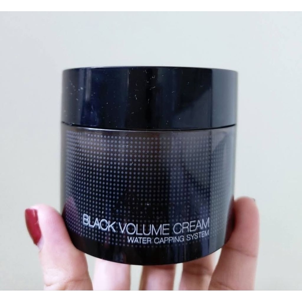 Kem dưỡng da Neogen Code9 Black Volume Cream