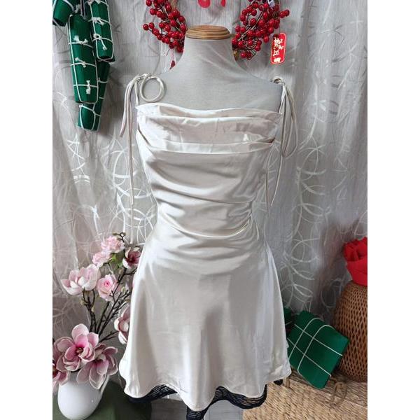 MOMENT HOUSE NEW TAG - Đầm lụa ngắn 2 dây buộc bymo - SIZE S
