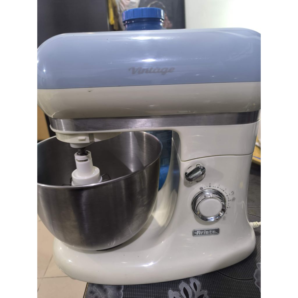 Thanh lý máy đánh trứng Ariete