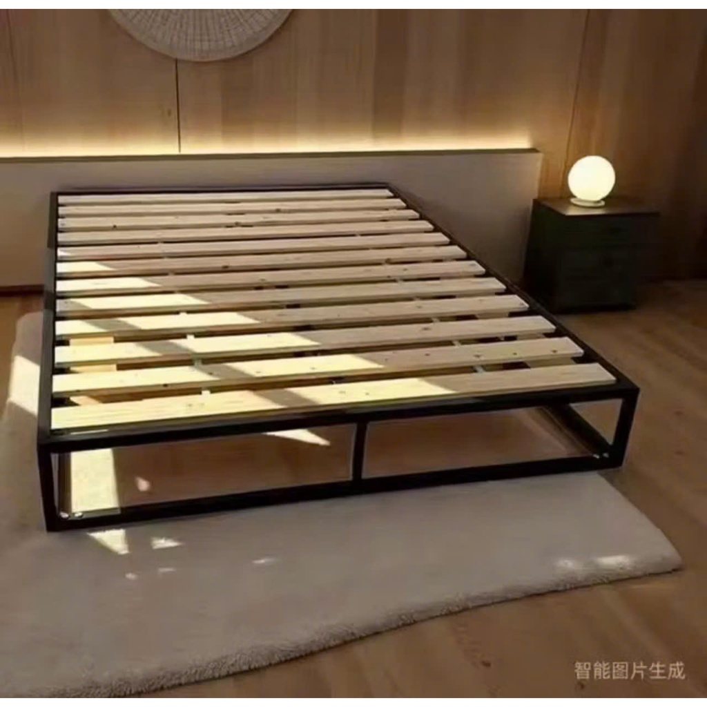 Giường Pallet Khung Sắt Mặt Gỗ Thịt Tự Nhiên – Giường Palet Gỗ Quế Bền Đẹp, Chịu Lực Tốt