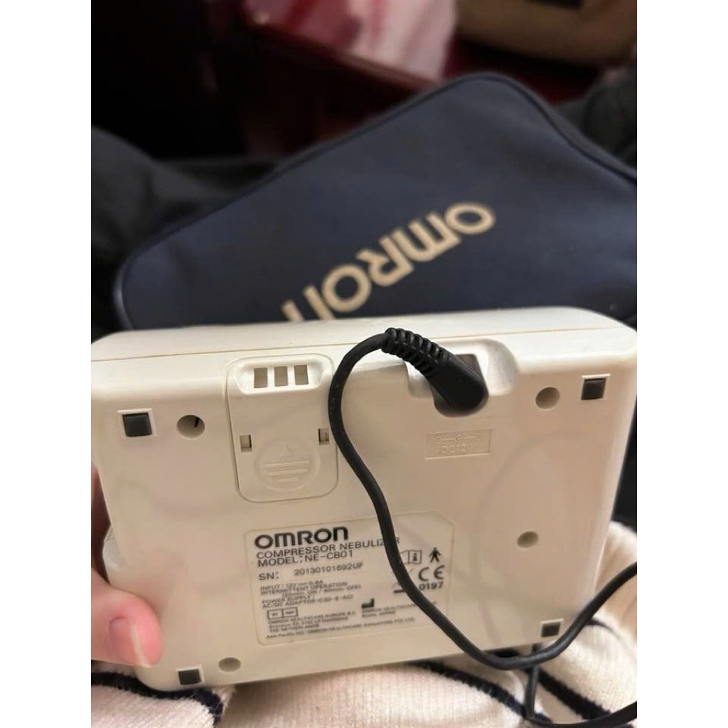 (Thanh Lý) Máy xông khí dung Omron NE-C801 - Mới 98% Máy thở khí dung