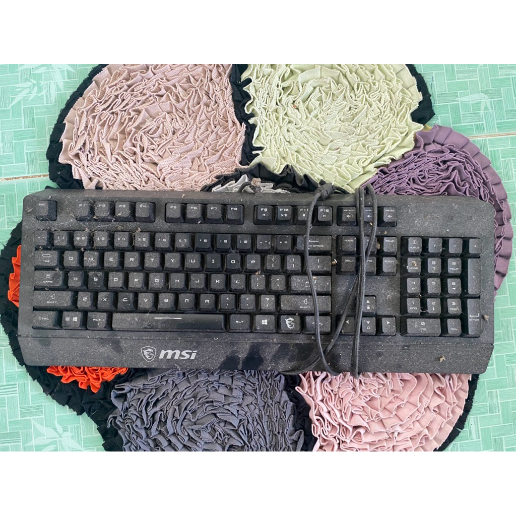 Bàn phím giả cơ MSi Vigor GK20 còn sử dụng tốt