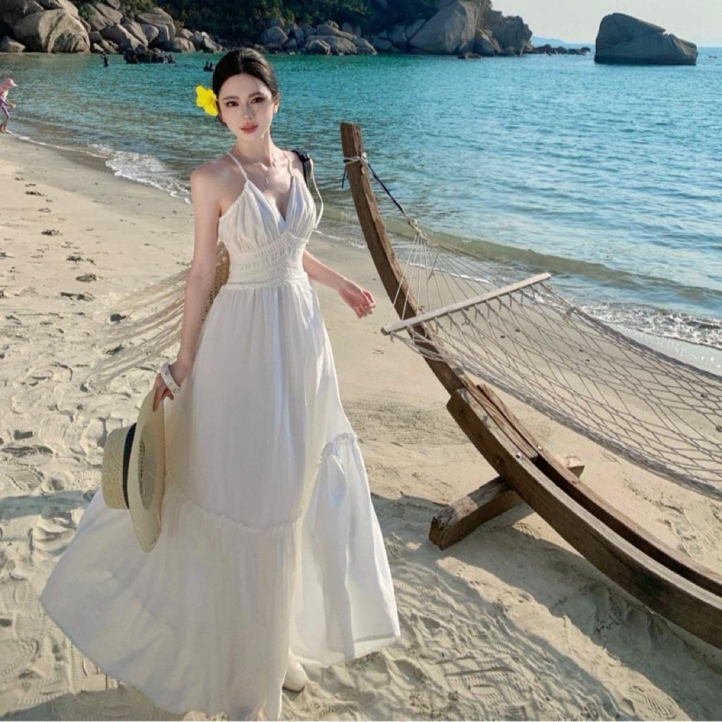 Lizz Studio M675 Váy trắng hai dây hở lưng dáng dài đi biển