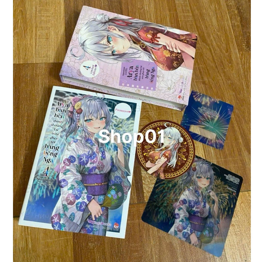 Vở Box Boxset tập 4 Arya bàn bên limited - Arya Bàn Bên Thỉnh Thoảng Lại Trêu Ghẹo Tôi Bằng Tiếng Ng