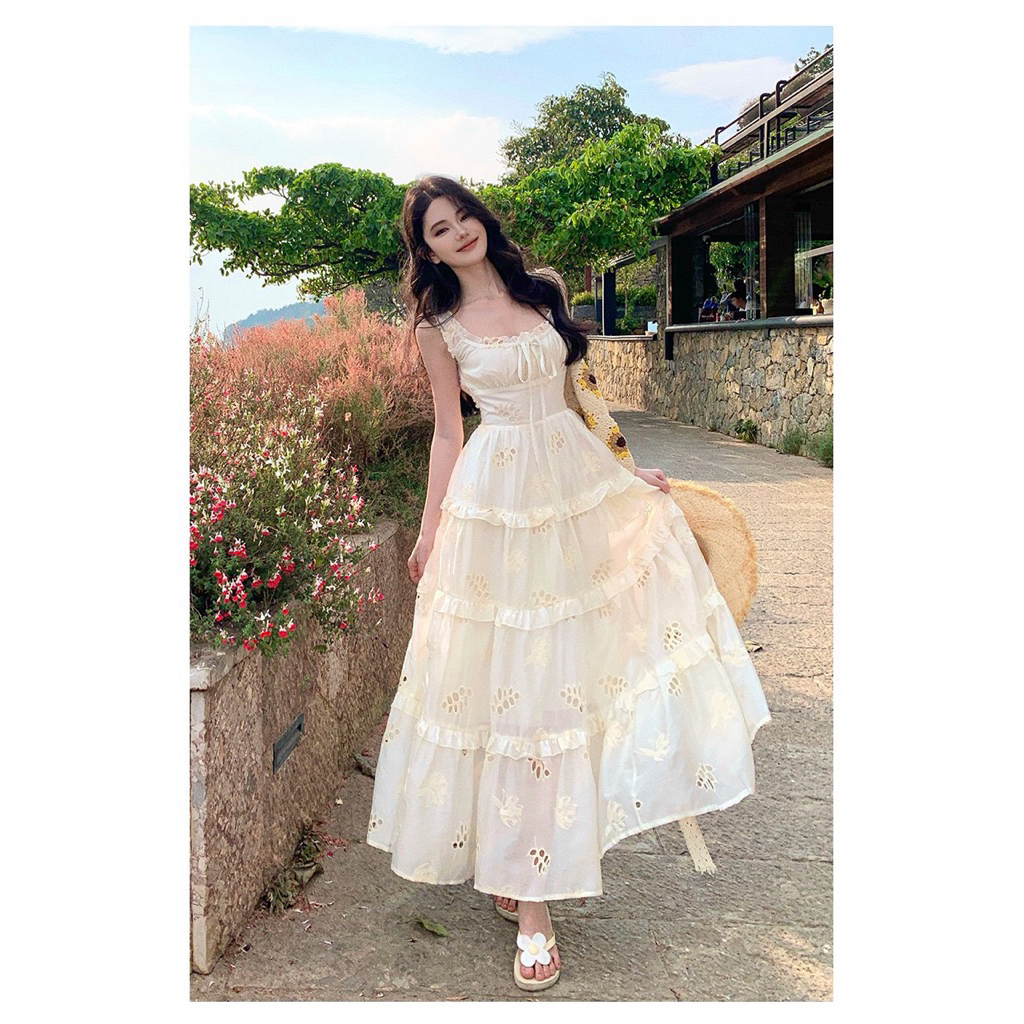 Lizz Studio M7888 Váy hai dây đi biển dáng dài xoè bồng bềnh