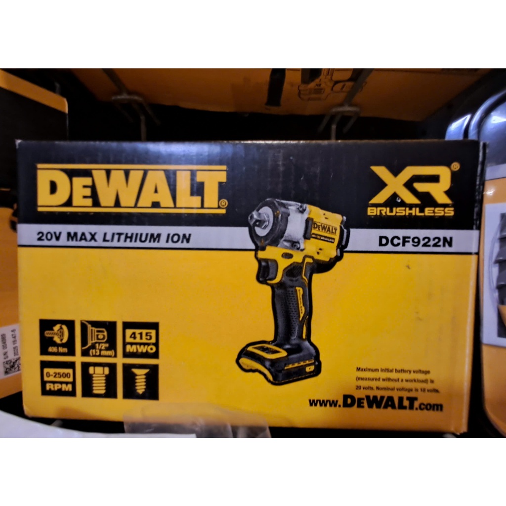 Máy siết bu lông dùng pin 20V Max DeWalt DCF922 (thân máy, chưa kèm pin, sạc)