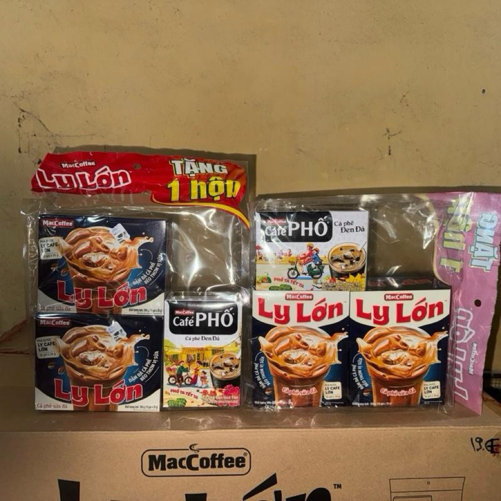 MacCoffee 2 Hộp Cà Phê Phố Sữa Đá Ly Lớn Tặng 1 Hộp Cà Phê Phố Đen MacCoffee Ly Lớn