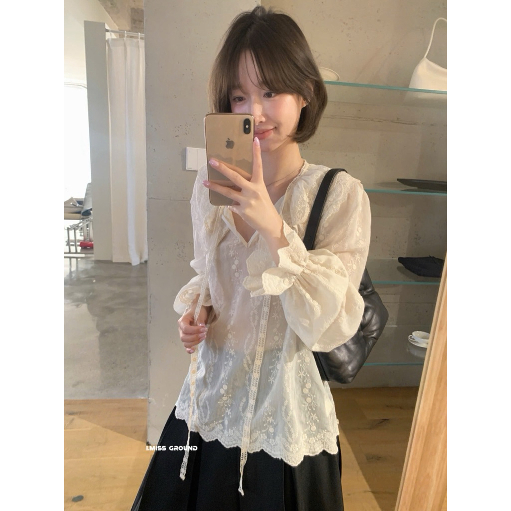 PETBYCHANG - Sơ mi voan ren thêu hoa I MISS, cổ bèo phong cách vintage Hàn Quốc | BigBuy360 - bigbuy360.vn