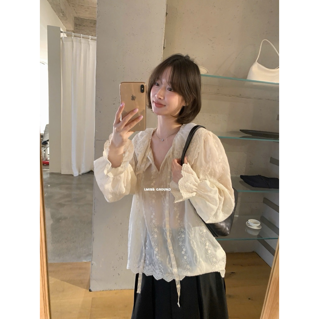 PETBYCHANG - Sơ mi voan ren thêu hoa I MISS, cổ bèo phong cách vintage Hàn Quốc | BigBuy360 - bigbuy360.vn