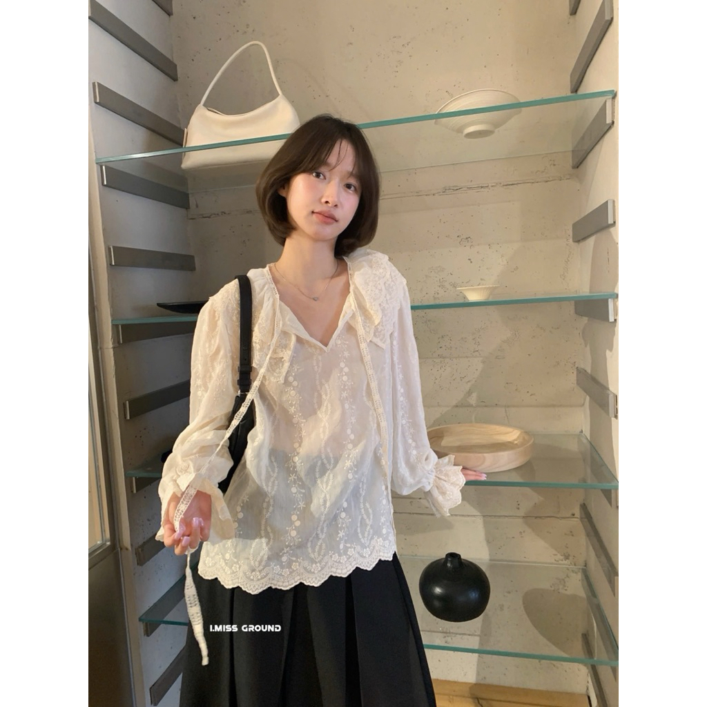 PETBYCHANG - Sơ mi voan ren thêu hoa I MISS, cổ bèo phong cách vintage Hàn Quốc | BigBuy360 - bigbuy360.vn