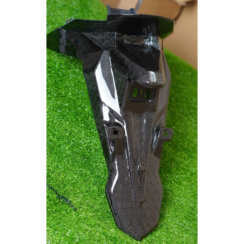 Dè sau chắn bùn, Đuôi biển số Air Blade AB 4 val ốp carbon fiber