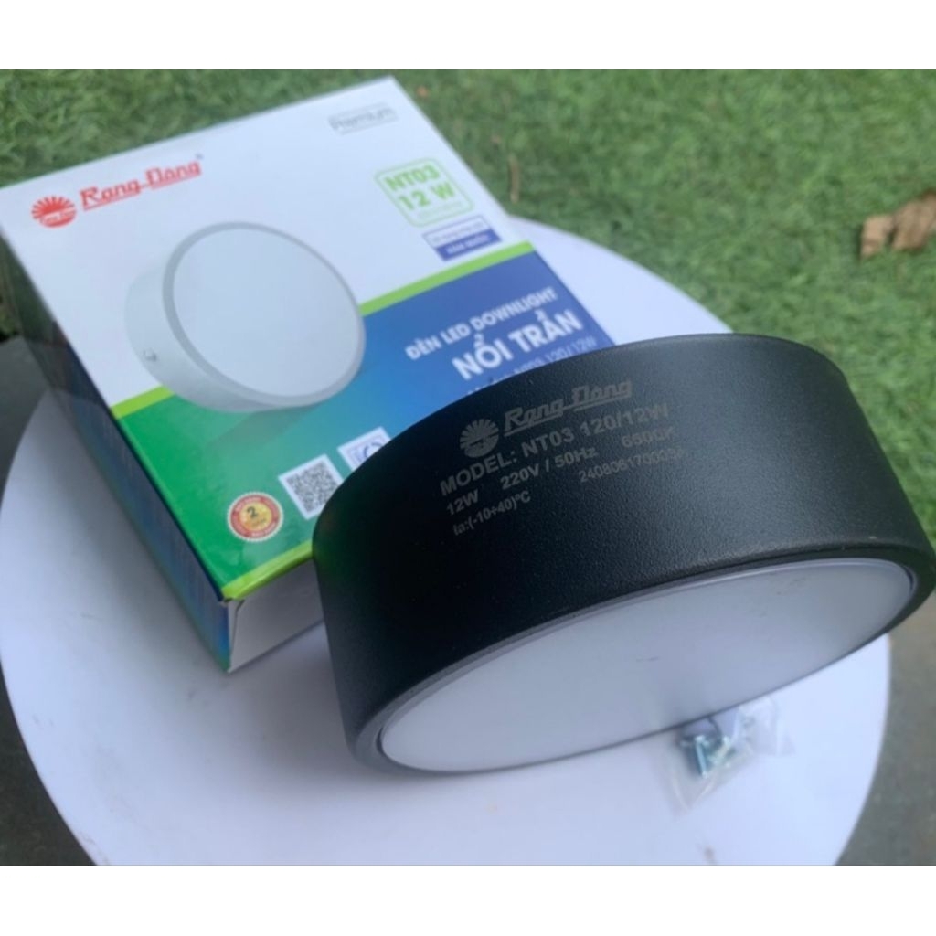 Đèn LED Downlight nổi trần NT03 10w,12W phi 120 Rạng Đông.